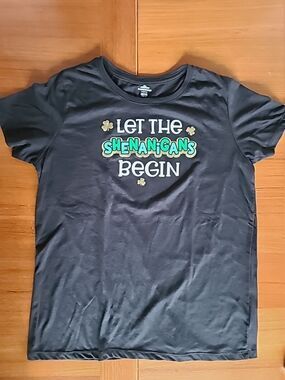 Way To Celebrate! St. Patrick's Day "Let The Shenanigans Begin" SIZE (12/14)